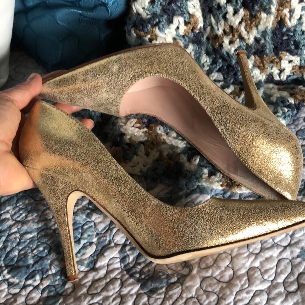 Kate Spade Women's Larisa Dress Pump, Gold Lame 8.5B - Picture 7 of 12